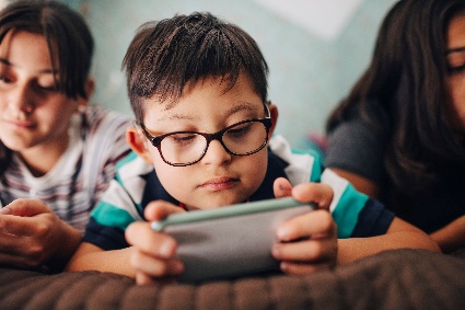 Lezing/vorming ‘Online en offline leefwereld van kinderen’