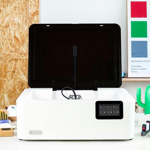 Lasercutter: Flux Ador © BibSPL Lasercutter: Flux Ador © BibSPL