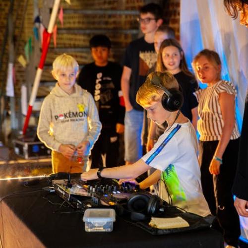 DJ | 9-15 jaar © Villa Basta vzw