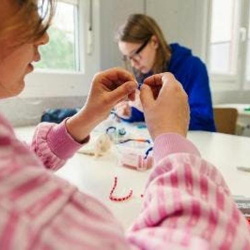 Skillz - Het juwelen-atelier © Jeugd- en Sportdienst Sint-Pieters-Leeuw