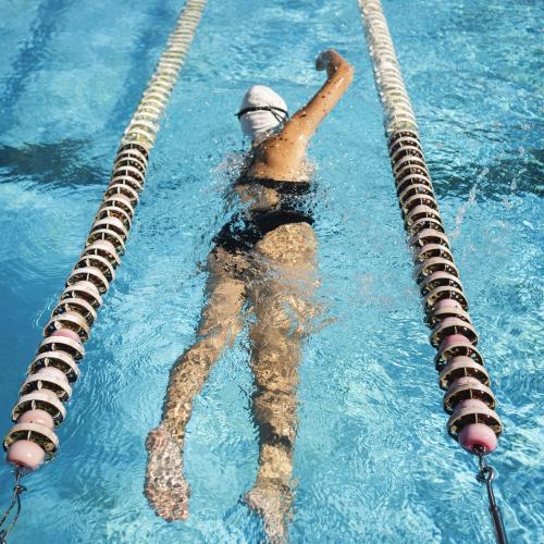 Zwembeurt in het Wildersportcomplex © Freepik