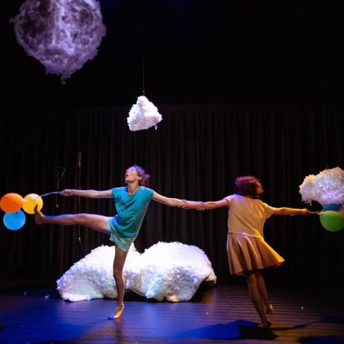 Maan, Het WOLK © Copyright Holder
