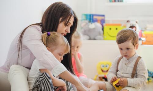 Vrijwilliger kindbegeleider tijdens Babybabbels gezocht!