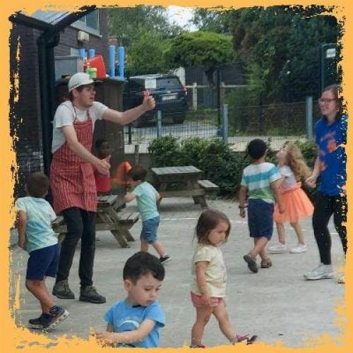 Speelplein Den Top - onthaalklas + 1e kk © Jeugd- en Sportdienst Sint-Pieters-Leeuw