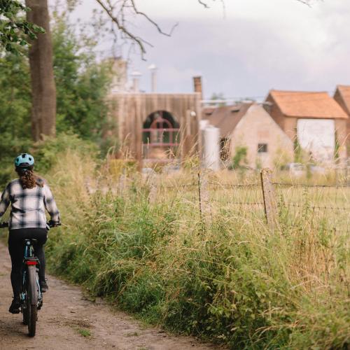 Fiets de Lambiekproeversroute en ontdek Lambiekland © Cliff Lucas