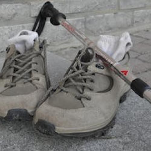 Wandelen langs Pajotse wegen © J. Schets